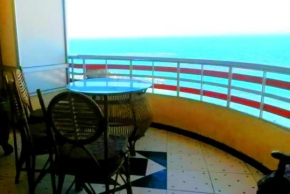 Stanley Apartment- Sea View - 5 Stars - Wi-Fi - Parking - Food Court